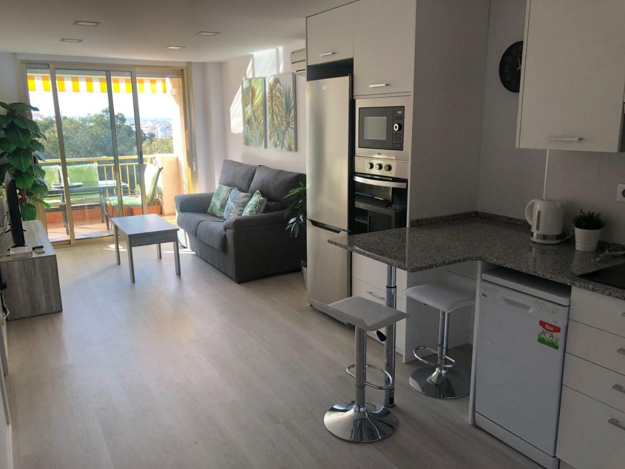 La Moderna Apartament ซาลอว์ ภายนอก รูปภาพ